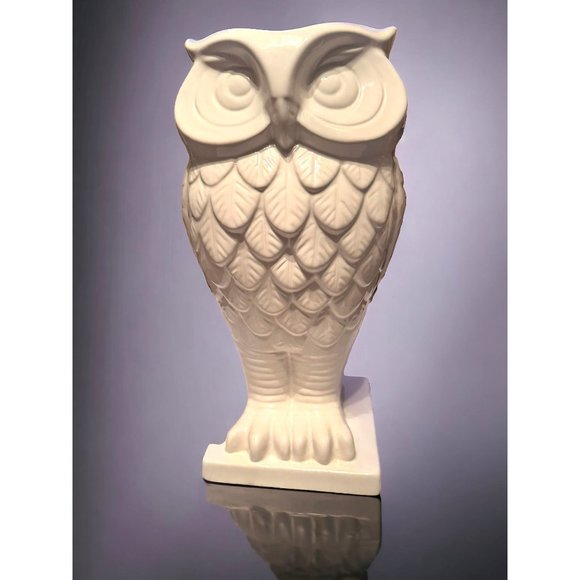 White Owl Ceramic Vase - Picture 1 of 7